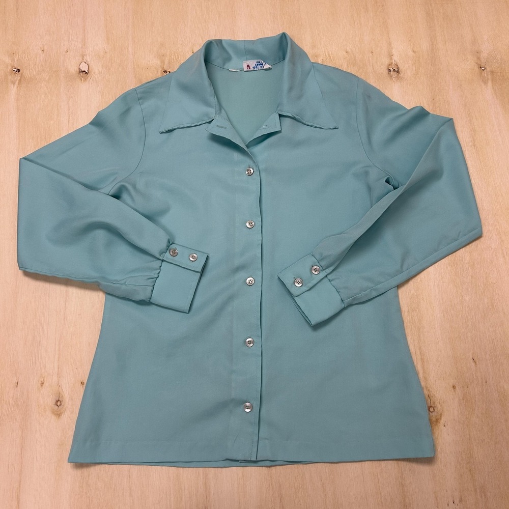 Vintage College Town Button Up Shirt Womens Medium Blue Collared Long Sleeve Top